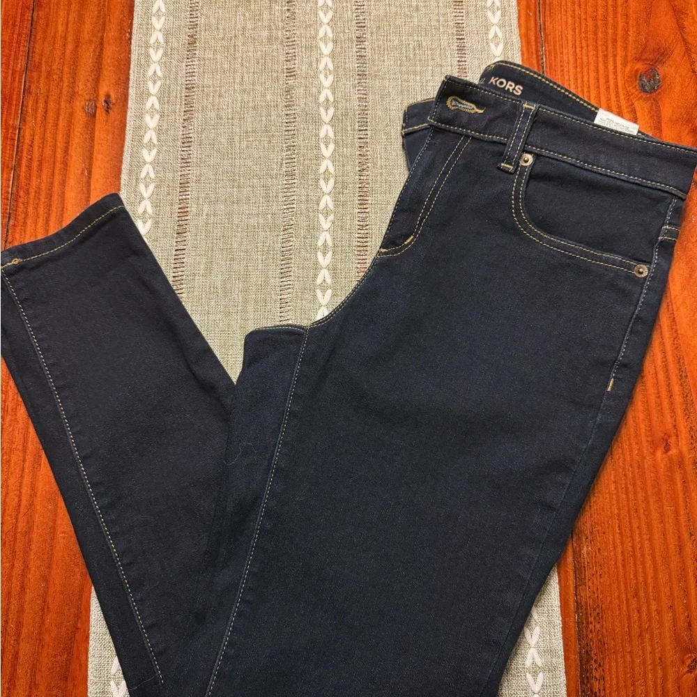 Michael Kors Dark Wash Skinny Jeans - Size 6 - Picture 2 of 5